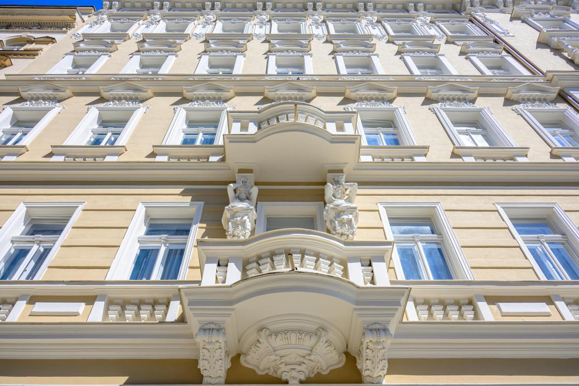 Royal Prague City Apartments Exterior photo